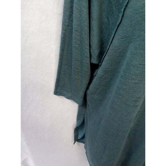 Wallflower Green Small 3/4 Sleeve V Neck - Picture 11 of 12